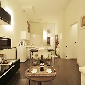 Apartment Malespini By Halldis, Florence