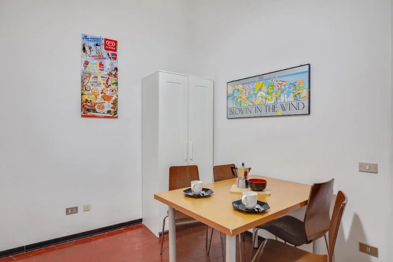 Porta Rossa Apartments Near Ponte Vecchio Florence Italy